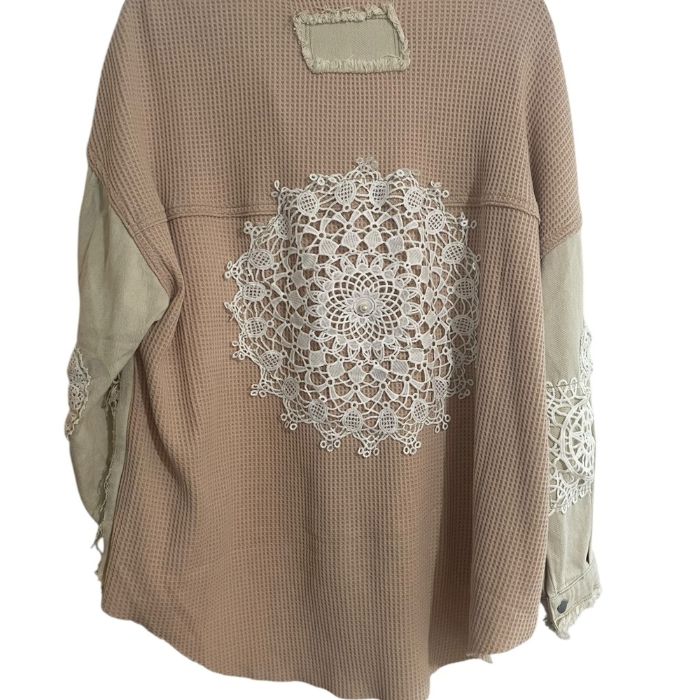 POL Cream and Pink Textured Knit Top - Picture 2 of 6